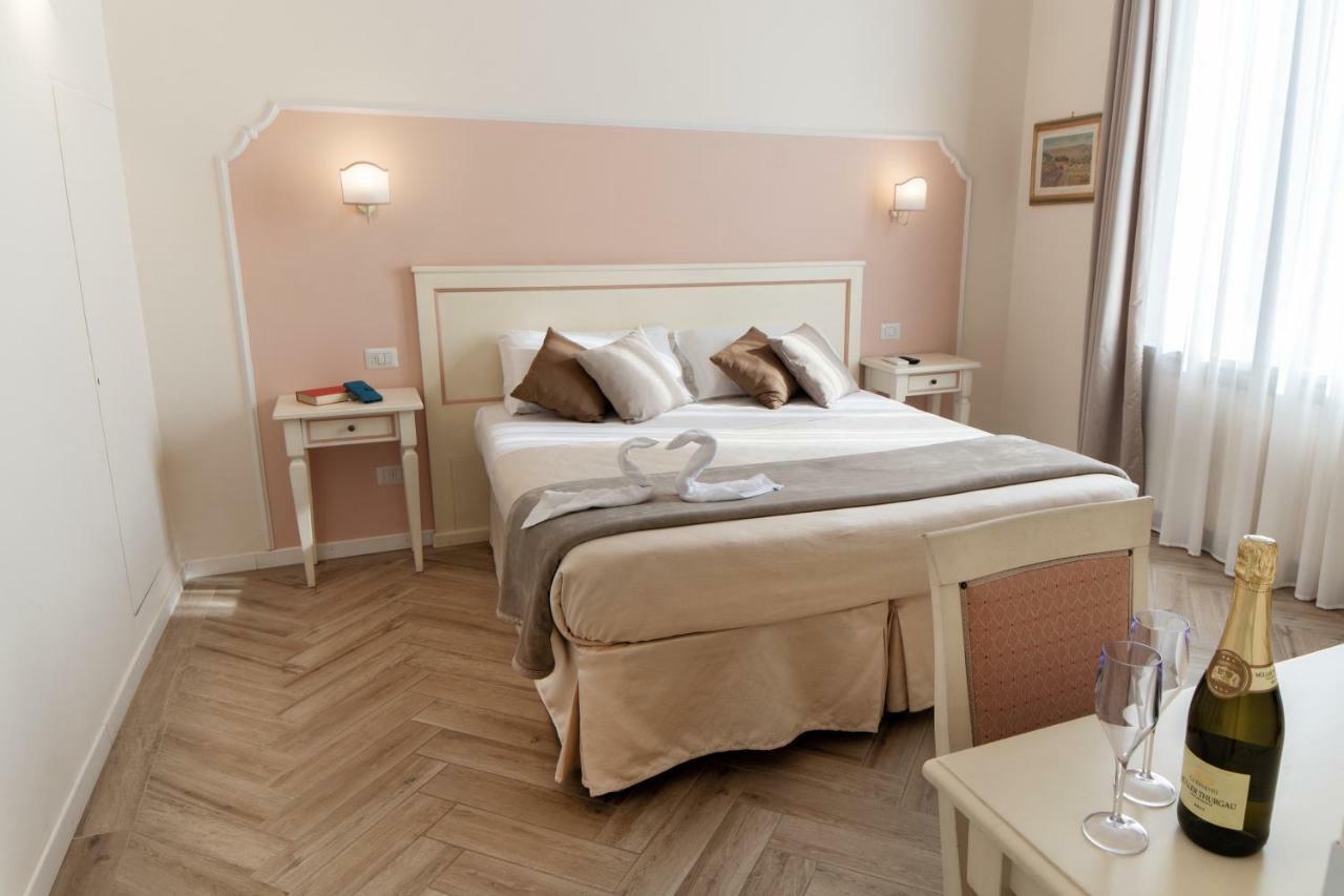 Bed and Breakfast Dimora Salviati Florencia Exterior foto